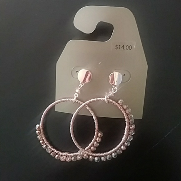 Earring - Picture 2 of 2